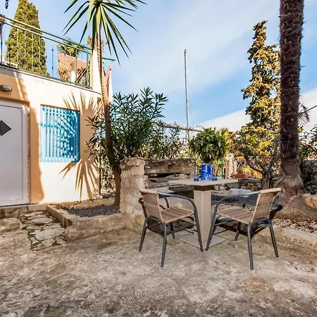 Appartamento Old Town Garden Studio
